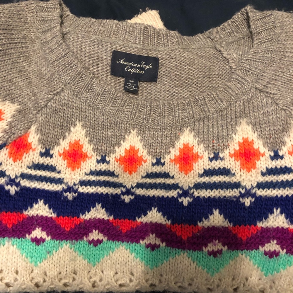 American eagle sweater